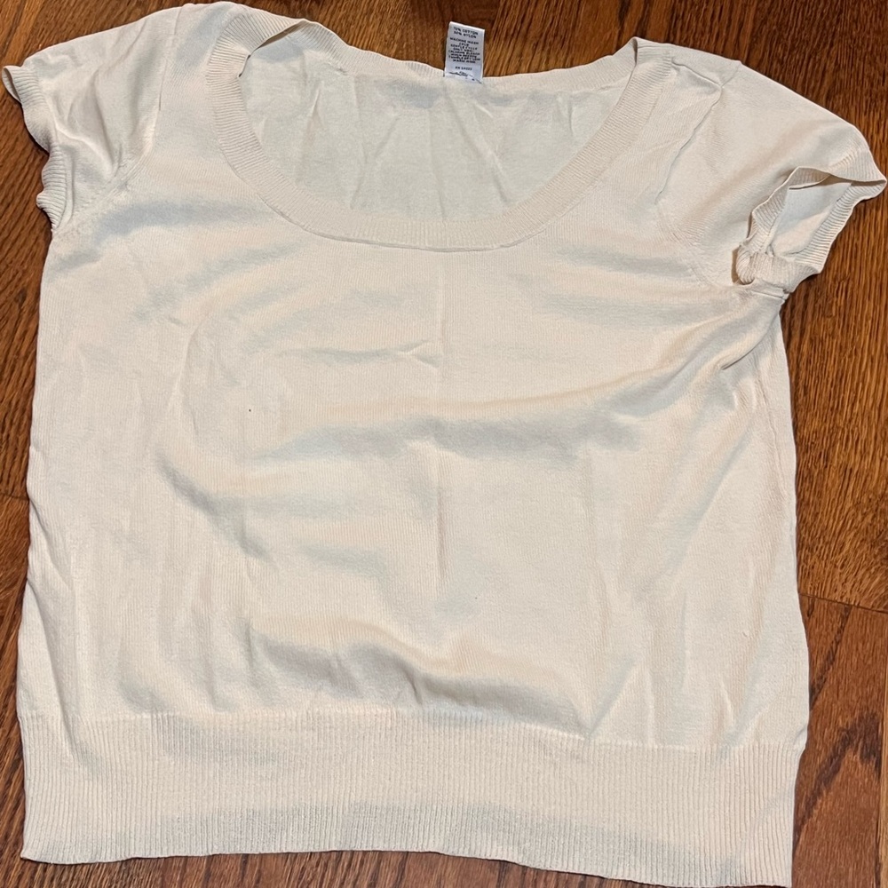 GAP Cream Short Sleeve Women's Top